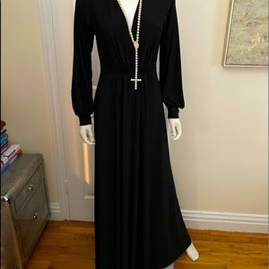 Black Long Evening Gown. Naked Wardrobe. NWT